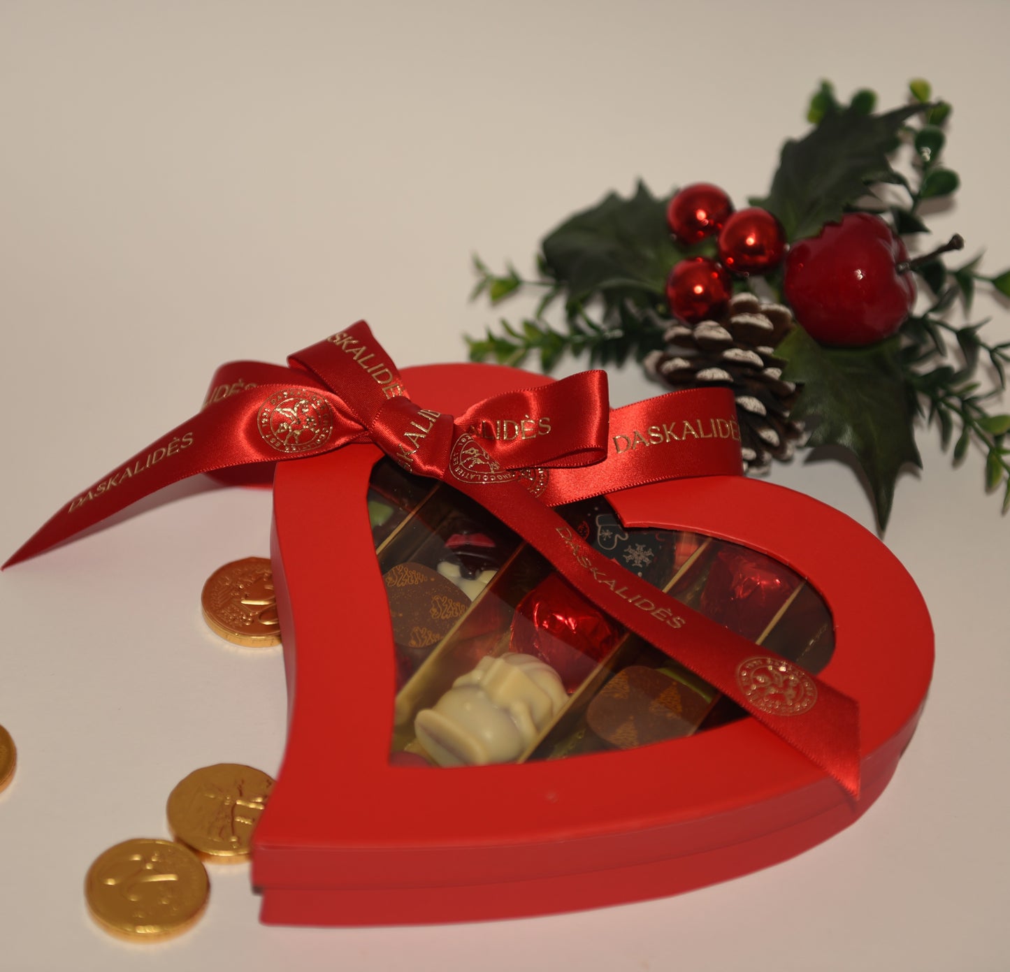 Празнична бонбониера "Червена страст"