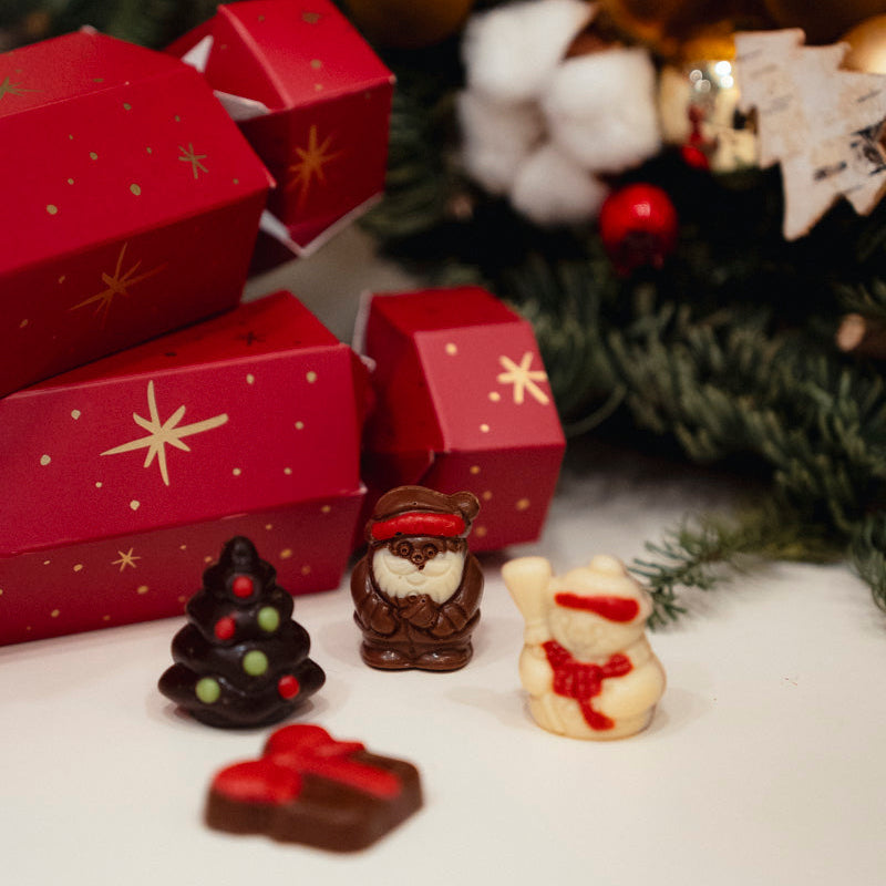 Подаръчен комплект „Подарък за Коледа“ от 4A Naturals с кракер 77.77 лв / 39.76 € ⬇️