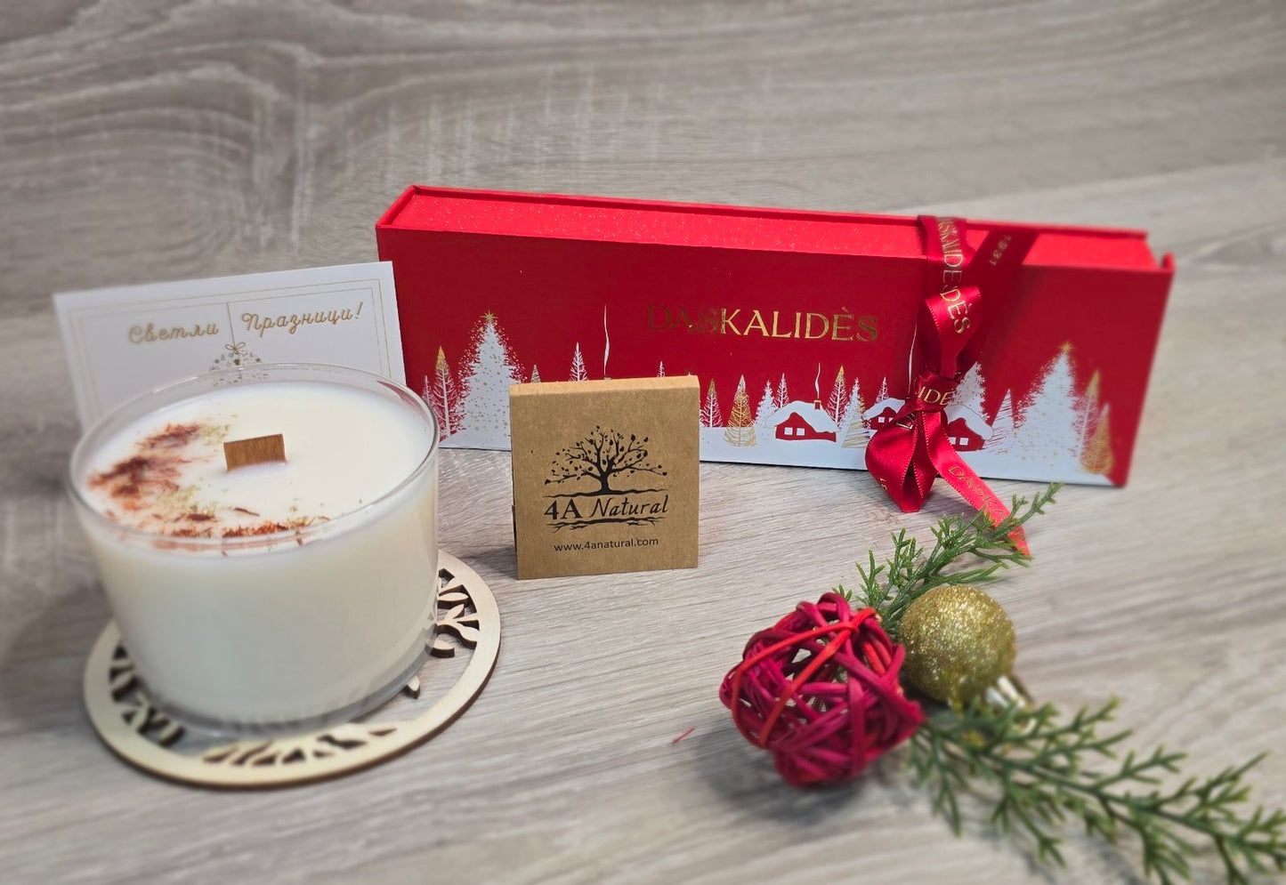 Подаръчен комплект „Подарък за Коледа" с натурална ароматна свещ от 4A NATURAL 88.90 лв / 45.45 € ⬇️